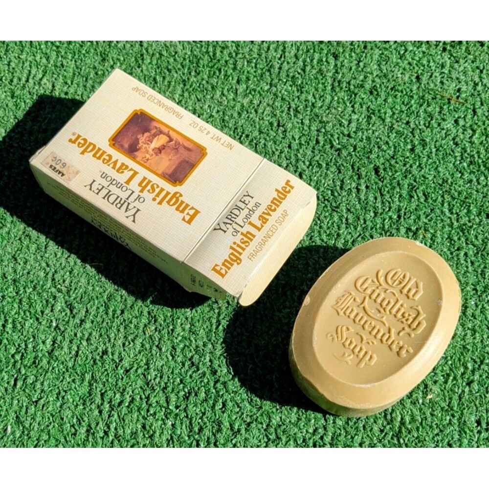 1970s Vintage Yardley of London English Lavender Soap 4.25oz Bar NIB